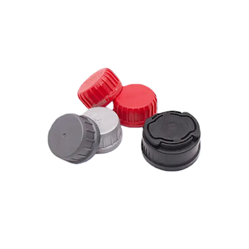Moulage par injection de bouchons de boissons en plastique
